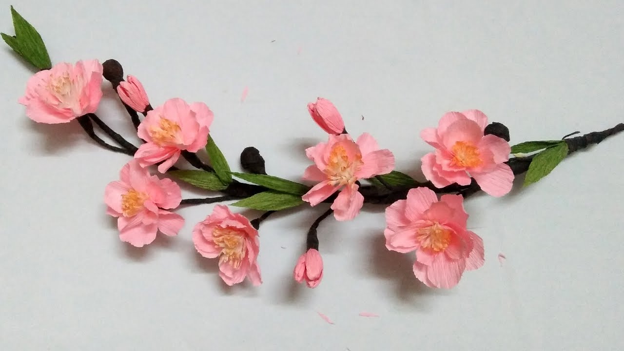 Cách làm hoa đào bằng giấy nhún và giấy mỹ thuật đơn giản tại nhà