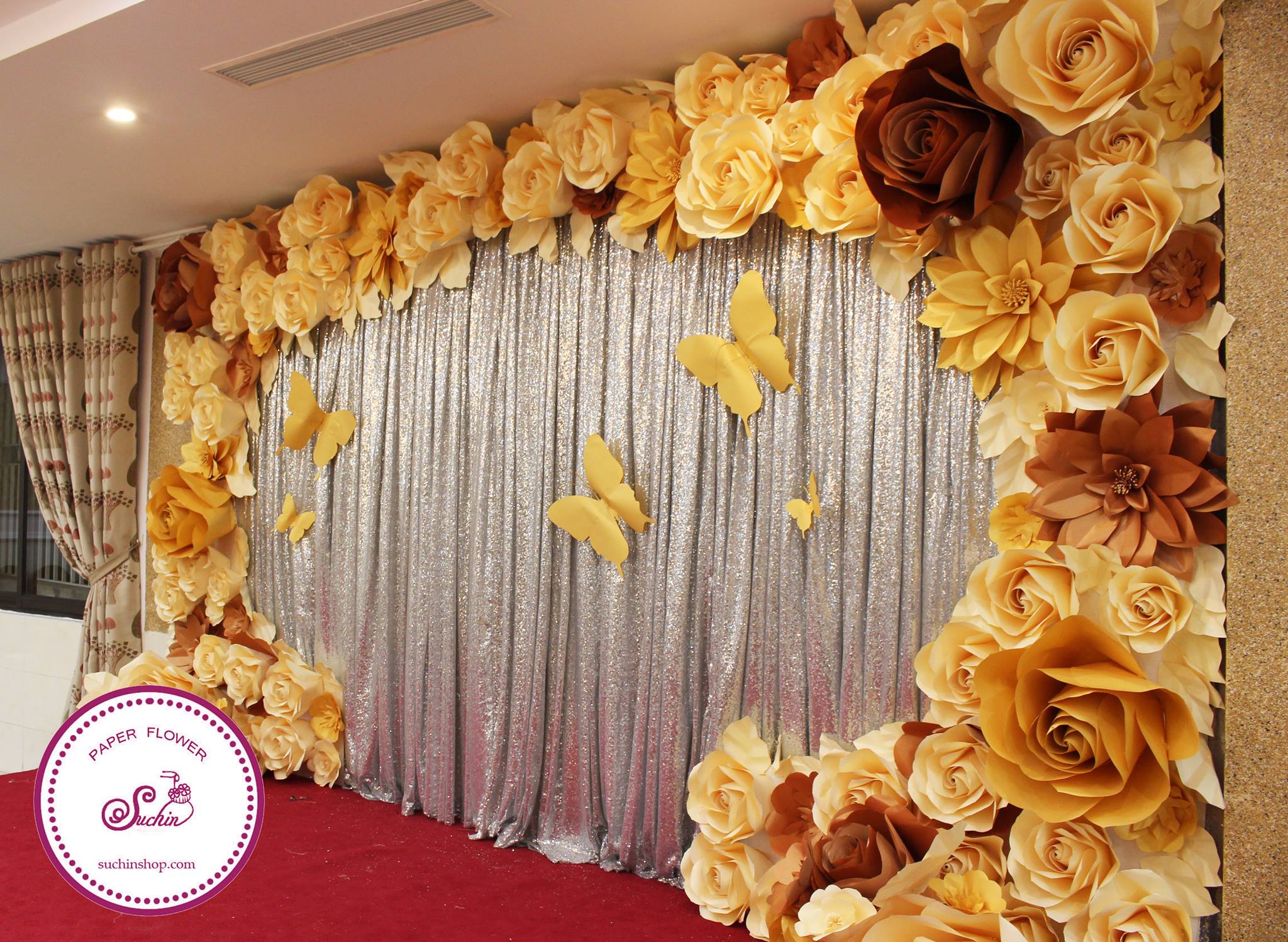 Tham khảo 20+ mẫu backdrop đám cưới handmade đẹp nhất từ hoa giấy