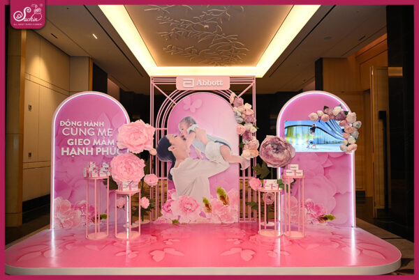 ABBOTT - BACKDROP TRANG TRÍ NGẬP TRÀN SẮC HỒNG