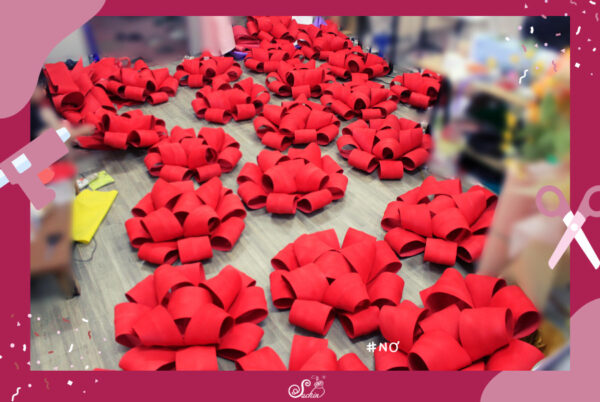 NƠ KHỔNG LỒ TRANG TRÍ SHOWROOM Ô TÔ, NƠ KHAI TRƯƠNG