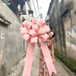 Nơ khổng lồ trang trí tiệc cưới - Sang trọng, nổi bật, hiện đại