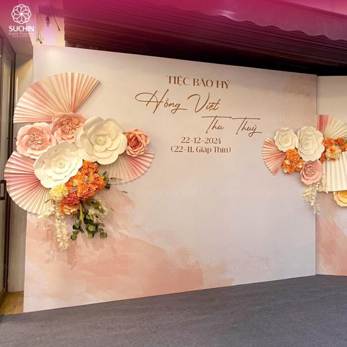 backdrop tiệc báo hỷ