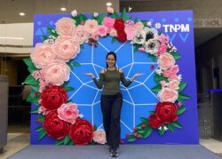 mẫu hoa giấy nhún trang trí