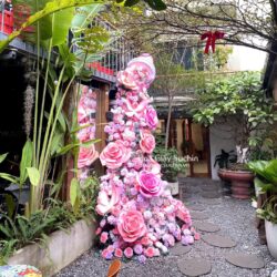 Cốc trà đổ hoa khổng lồ