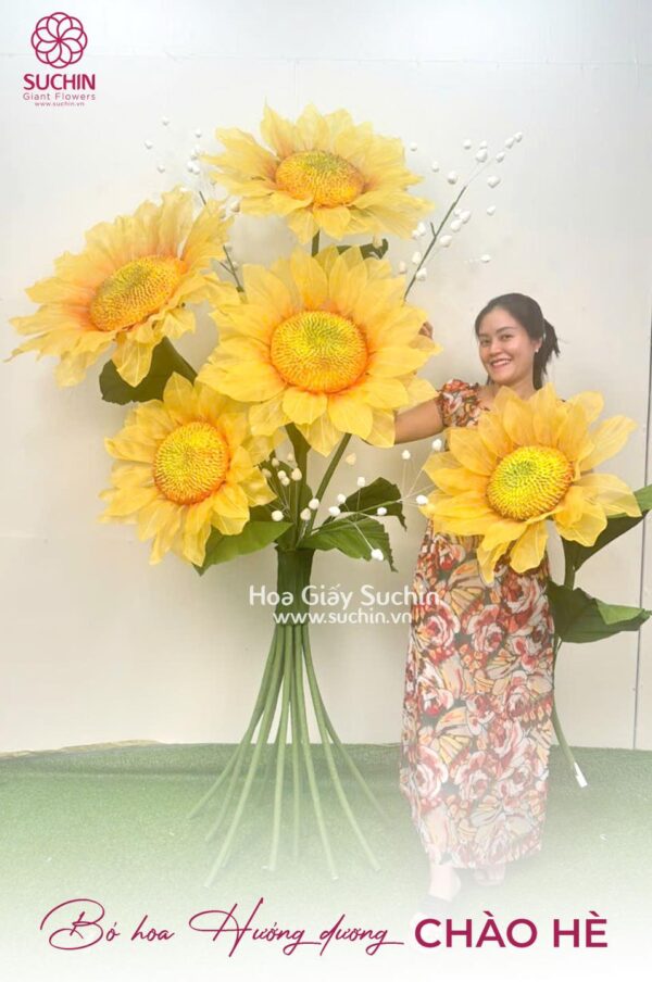 Bó hoa hướng dương khổng lồ chào hè - Món quà rực rỡ mới được ra mắt